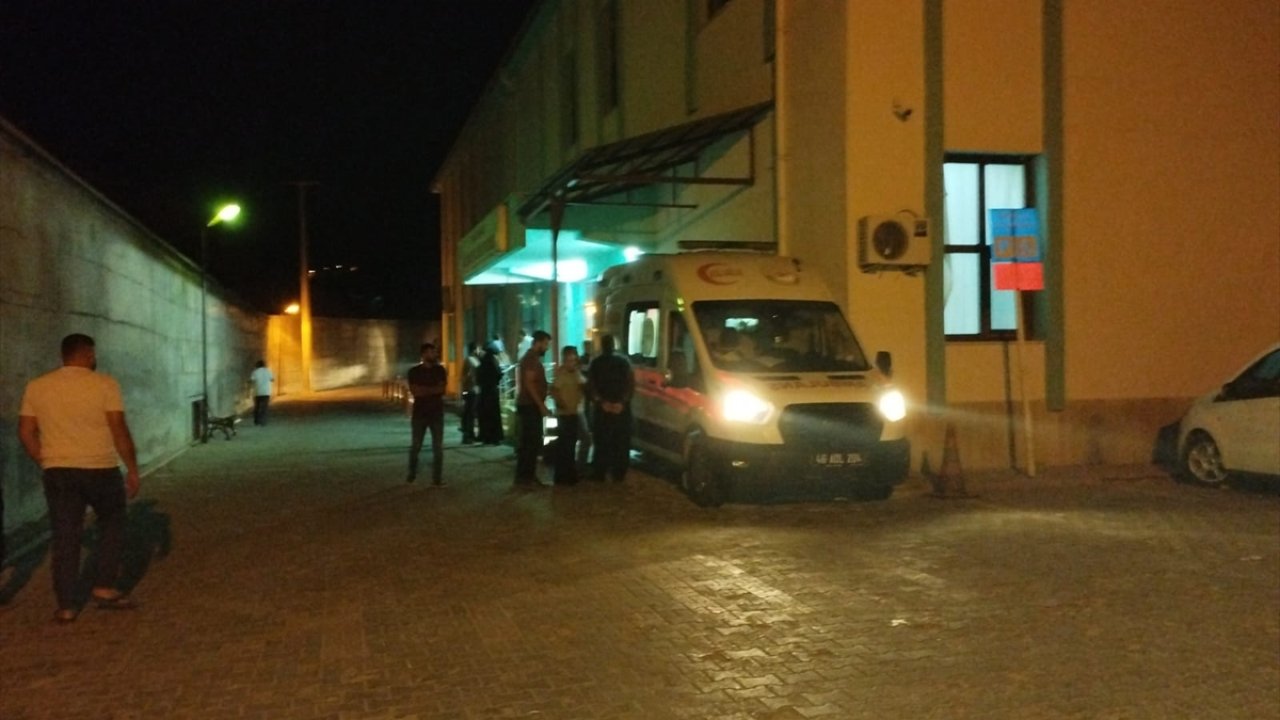 Kahramanmaraş'ta evinin önünde kurşunlandı! Durumu ağır!