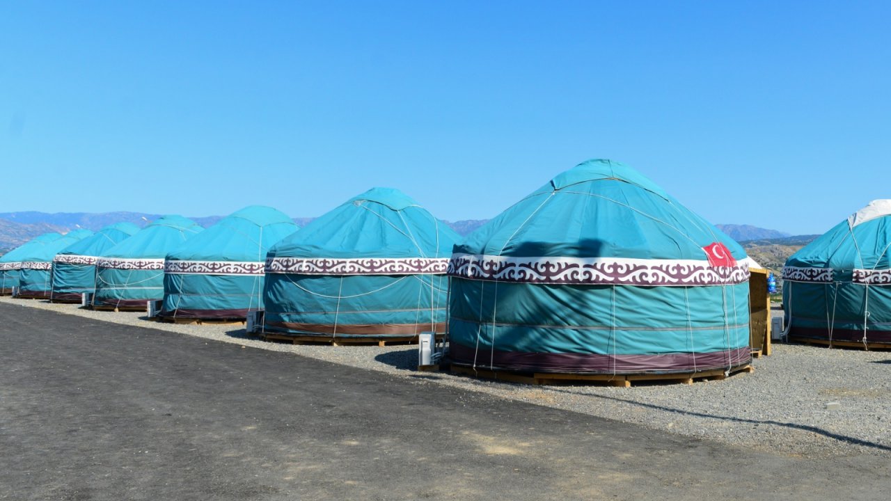 Kahramanmaraş’ta öğrencilerin barınma sorunu kıl çadırla çözülecek!