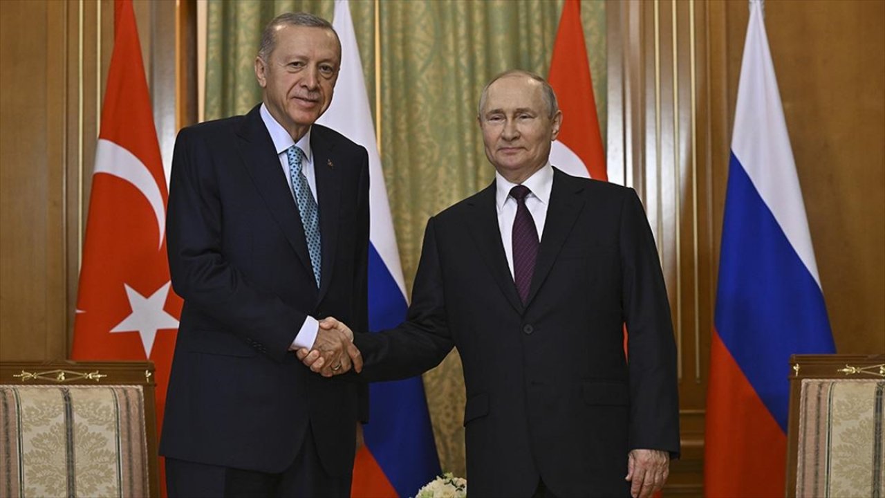 Cumhurbaşkanı Erdoğan Putin ile bir araya geldi!