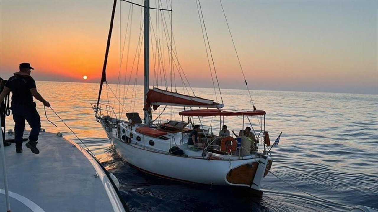 Yunanistan'a kaçmaya çalışan 41 FETÖ şüphelisi yakalandı!