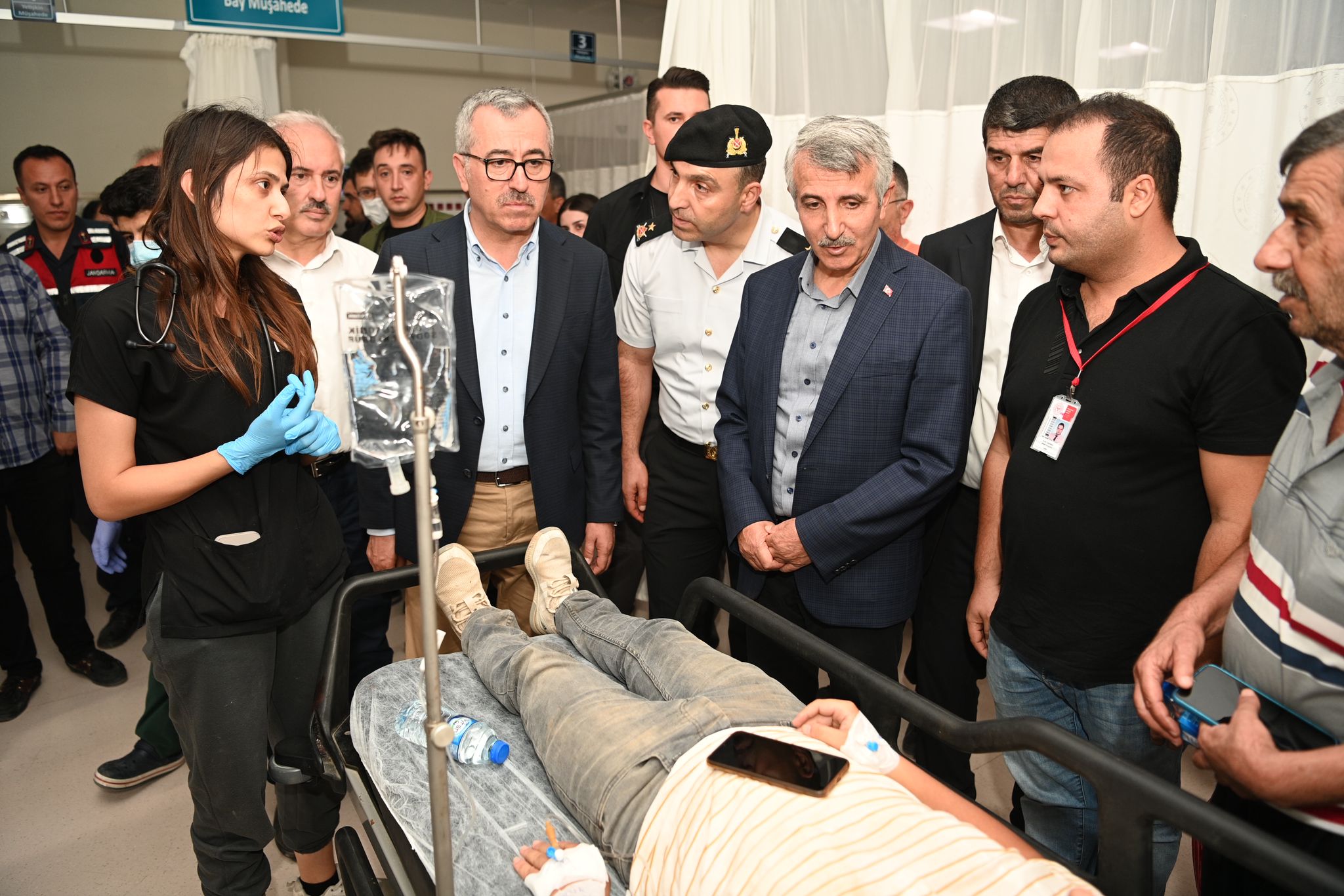 Başkan Güngör, Kazada Yaralananları Ziyaret Etti