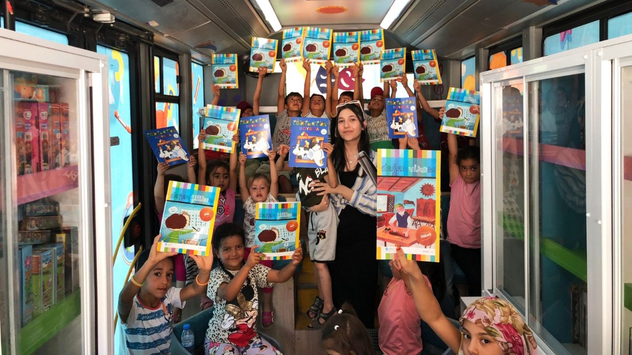 Kahramanmaraş’ta Mobil Kütüphane Minik Misafirleri ağırladı!