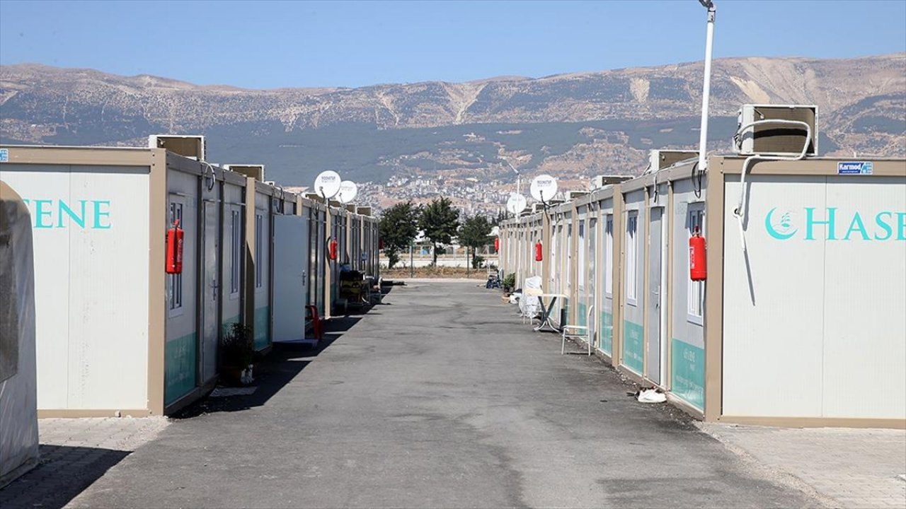 Kahramanmaraş’taki Konteyner Kent’te klima kurulumu tamamlandı!