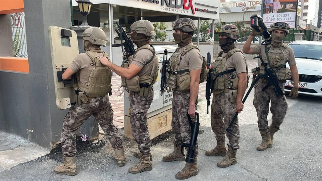 Dublörlü dolandırıcılık çetesine operasyon!