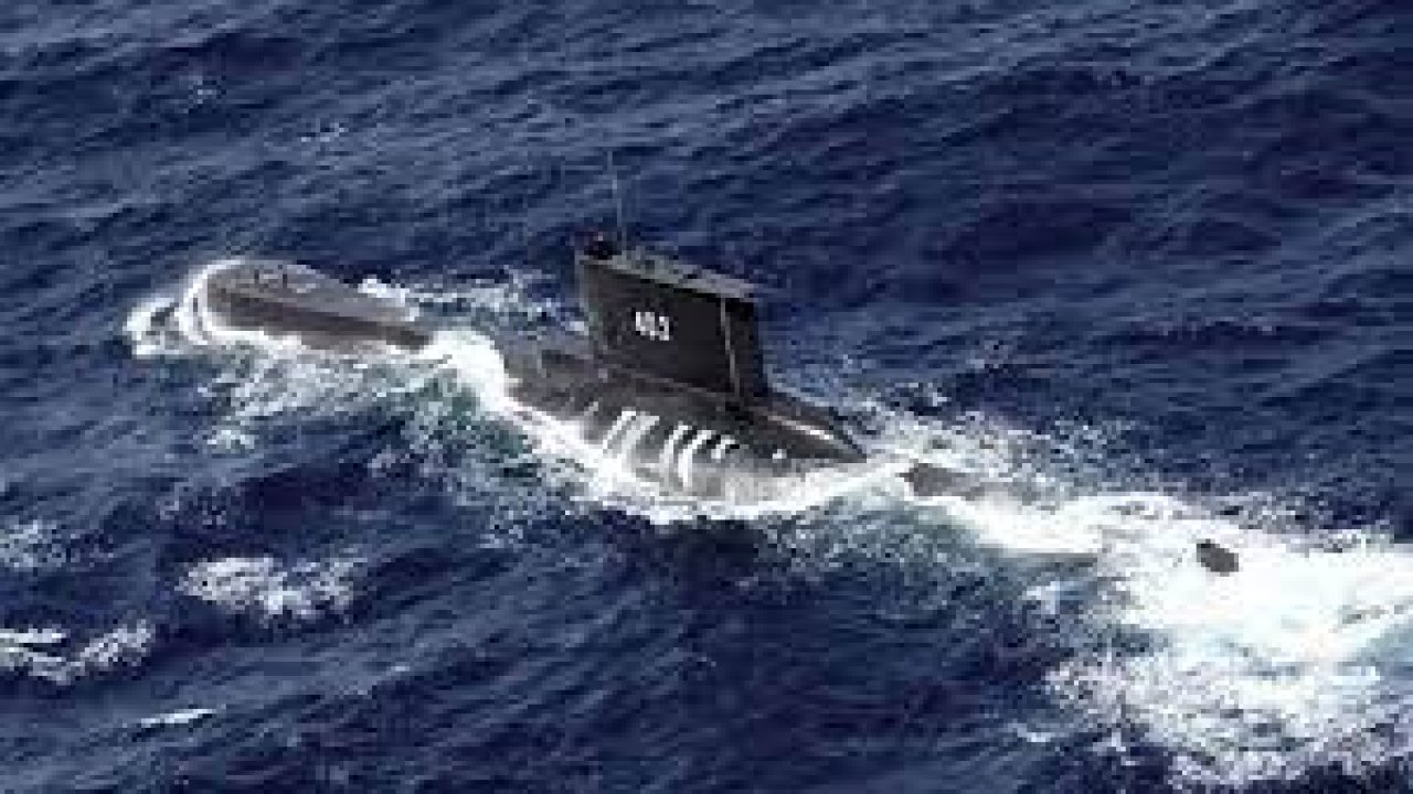 Sarı Deniz'de tuzağa yakalanan denizaltındaki 55 denizcinin öldüğü iddia edildi!