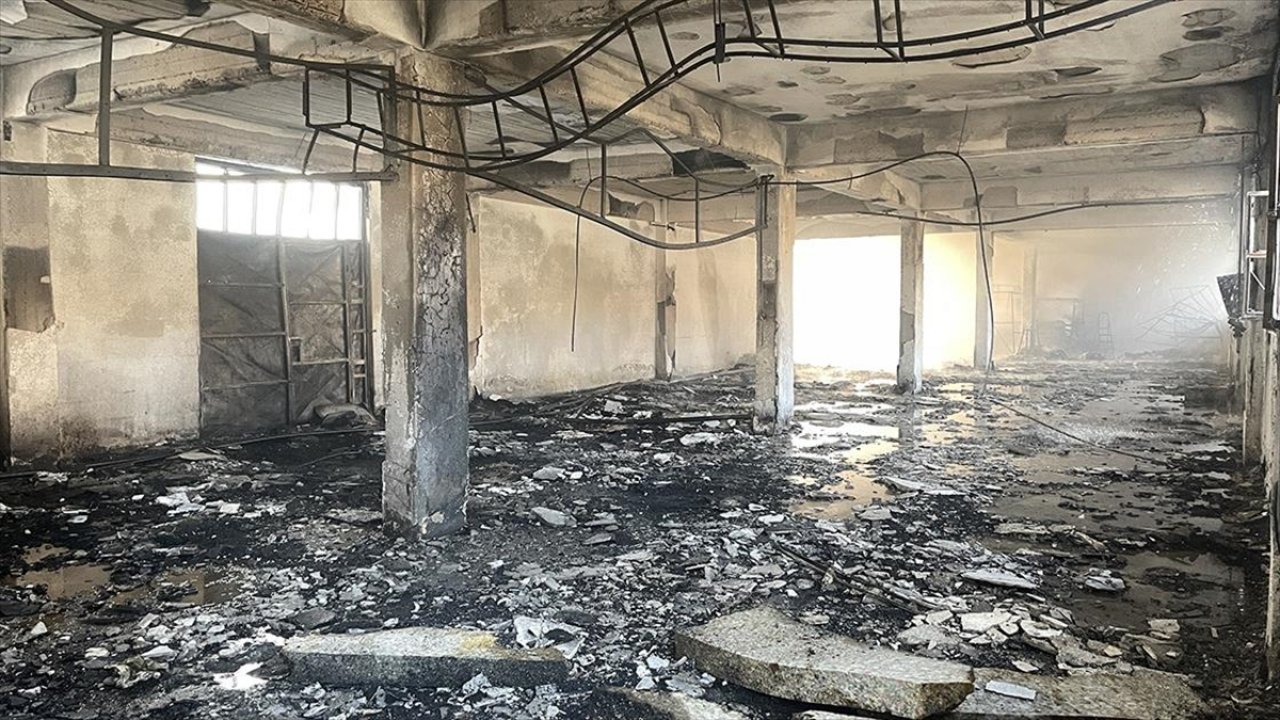 Mobilya fabrikasında yangın!