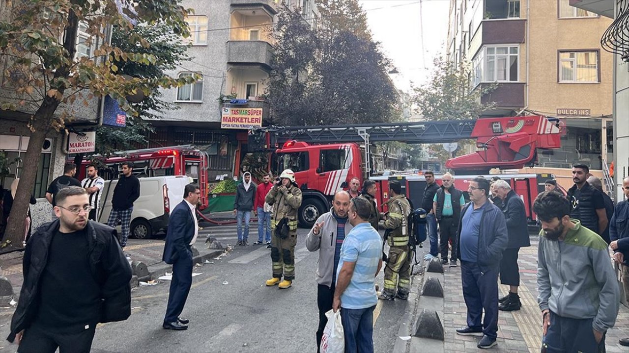 Apartmanda çıkan yangında 19 kişi mahsur kaldı!