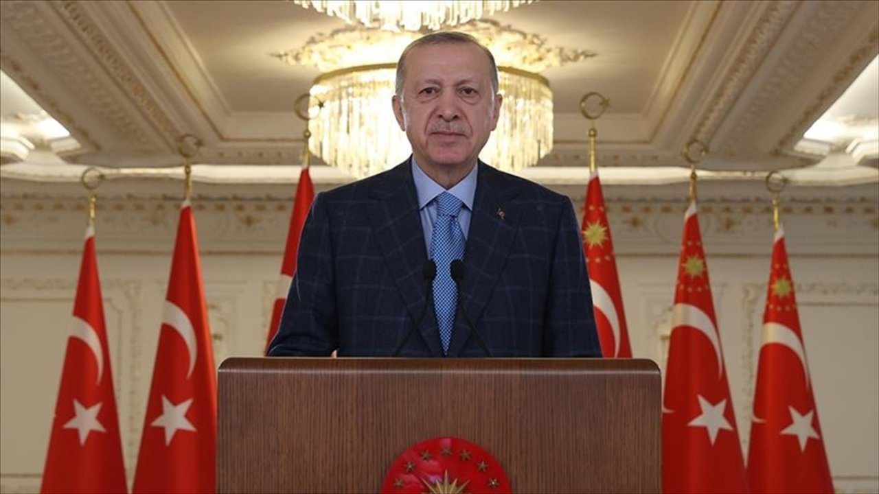 Cumhurbaşkanı Erdoğan,  Kahramanmaraşlı ünlü şairi andı