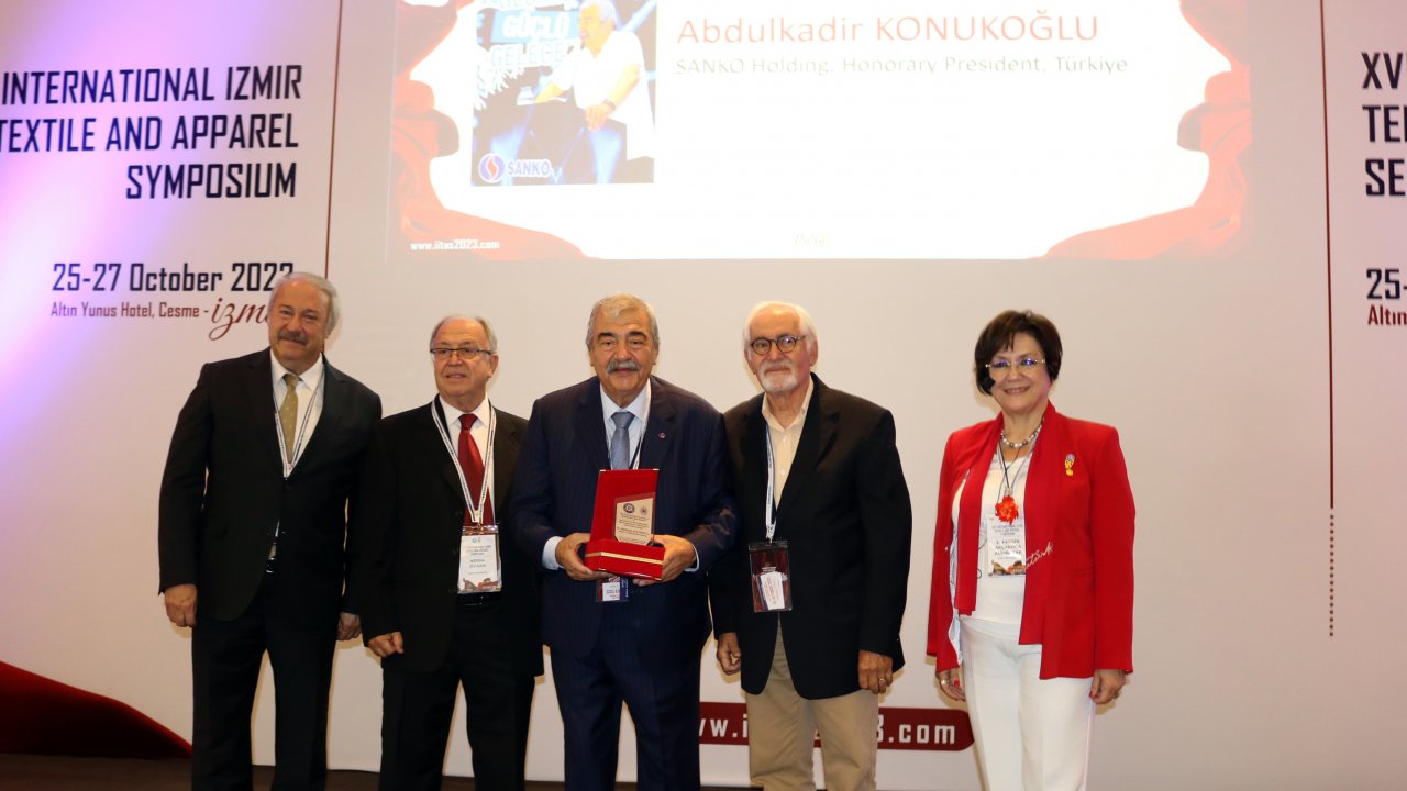 Abdulkadir Konukoğlu: “Tekstil, ülkemiz için stratejik önemi olan bir sektördür”