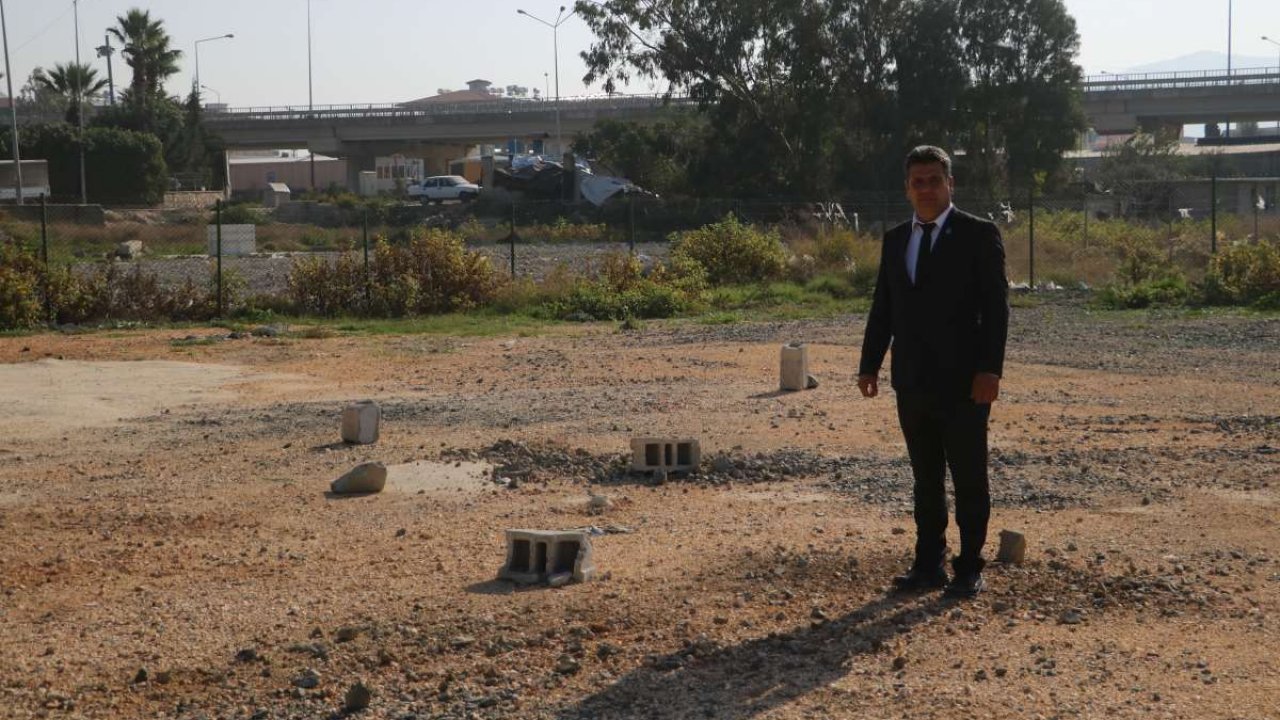 Parti konteynırını çaldılar