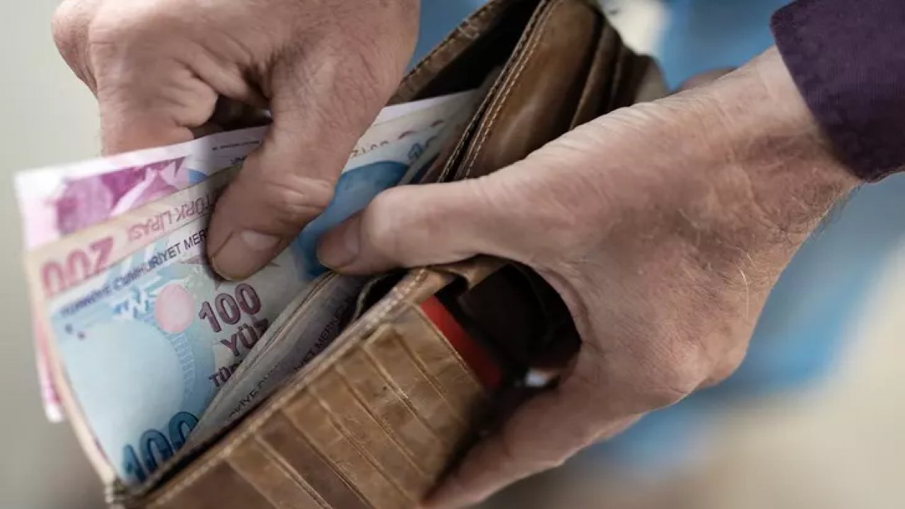 Emeklilere müjde! Yarın hesaplara 5 bin TL yatıyor!