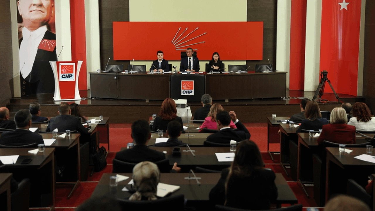 İktidar olamayan CHP gölge kabine kurdu!