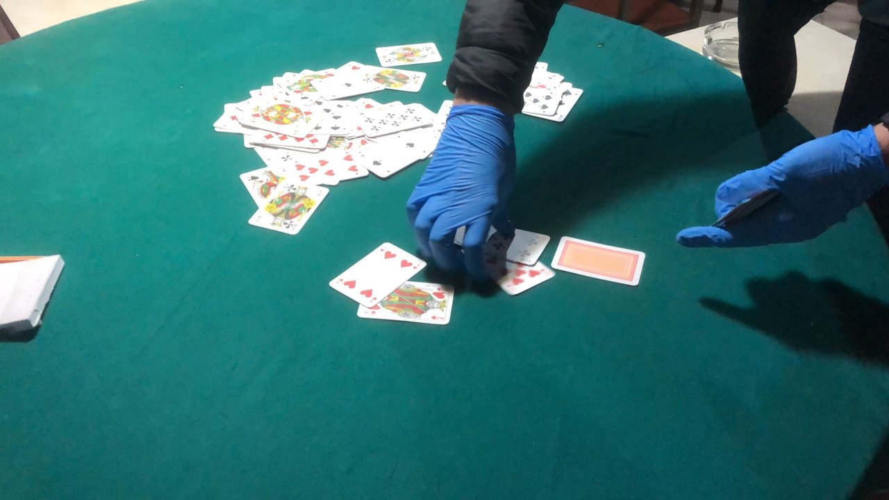 Dernekteki kumarcılara 12 bin lira ceza!