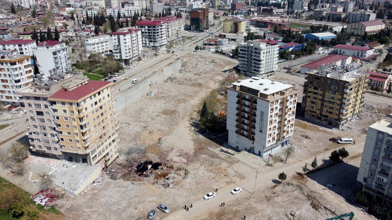 Kahramanmaraş’ta depremin sembolü Ebrar siteleri için yeni karar! Müze projesinden vaz mı geçildi?
