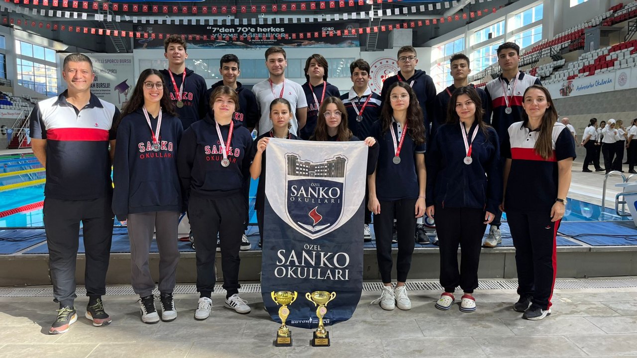 SANKO Okullarından Yüzme Başarısı
