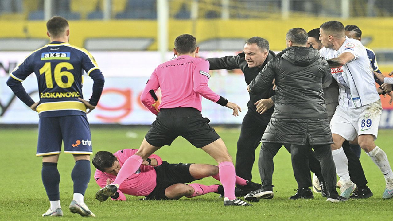 Ankaragücü Kulübü Başkanı Faruk Koca'dan hakeme saldırı!