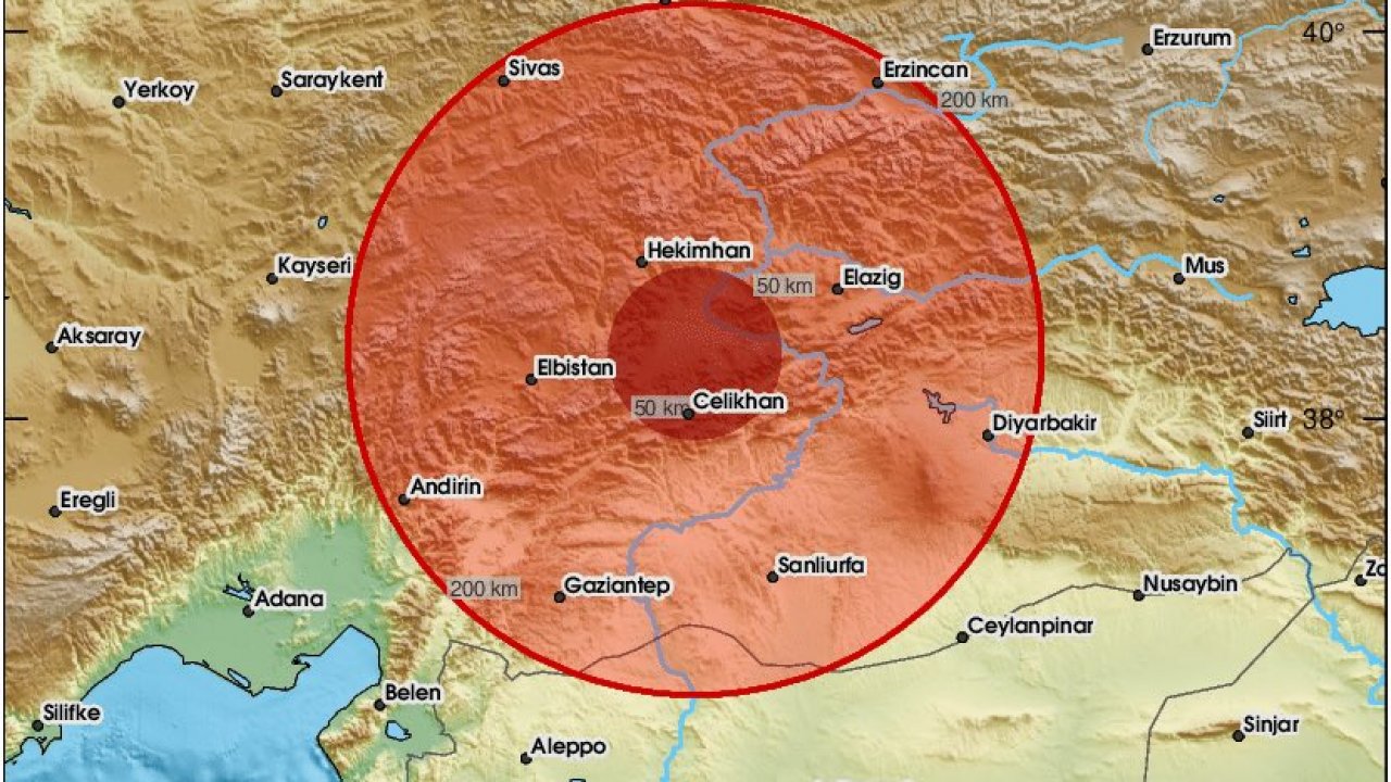 Malatya’da deprem! Kahramanmaraş’ta sallandı!