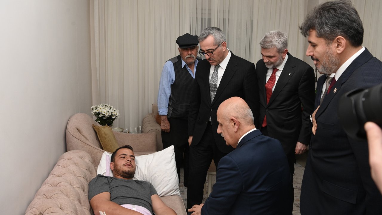 Kirişci ve Güngör’den Pençe – Kilit Harekâtı Bölgesinde Yaralanan askere ziyaret!