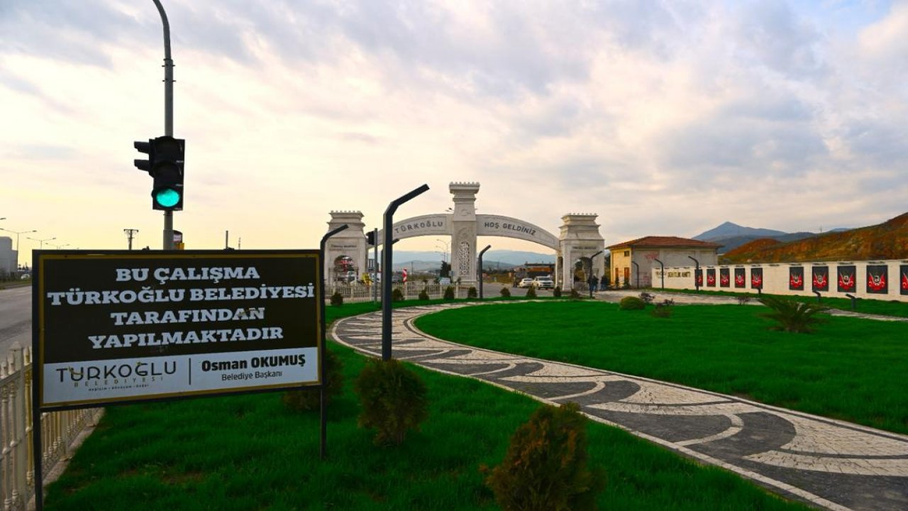 Kahramanmaraş'ta İlçeye gidenleri şehitlik anıtı karşılayacak!