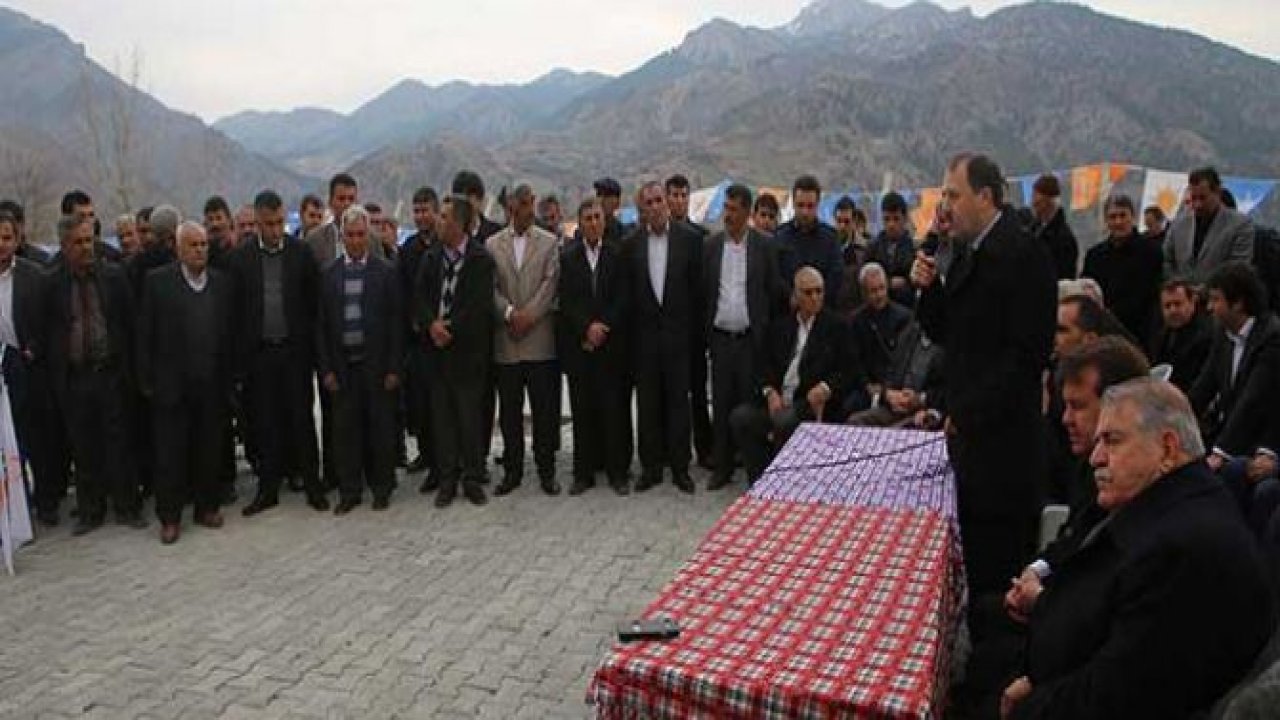 Her Yerde Aynı Coşku