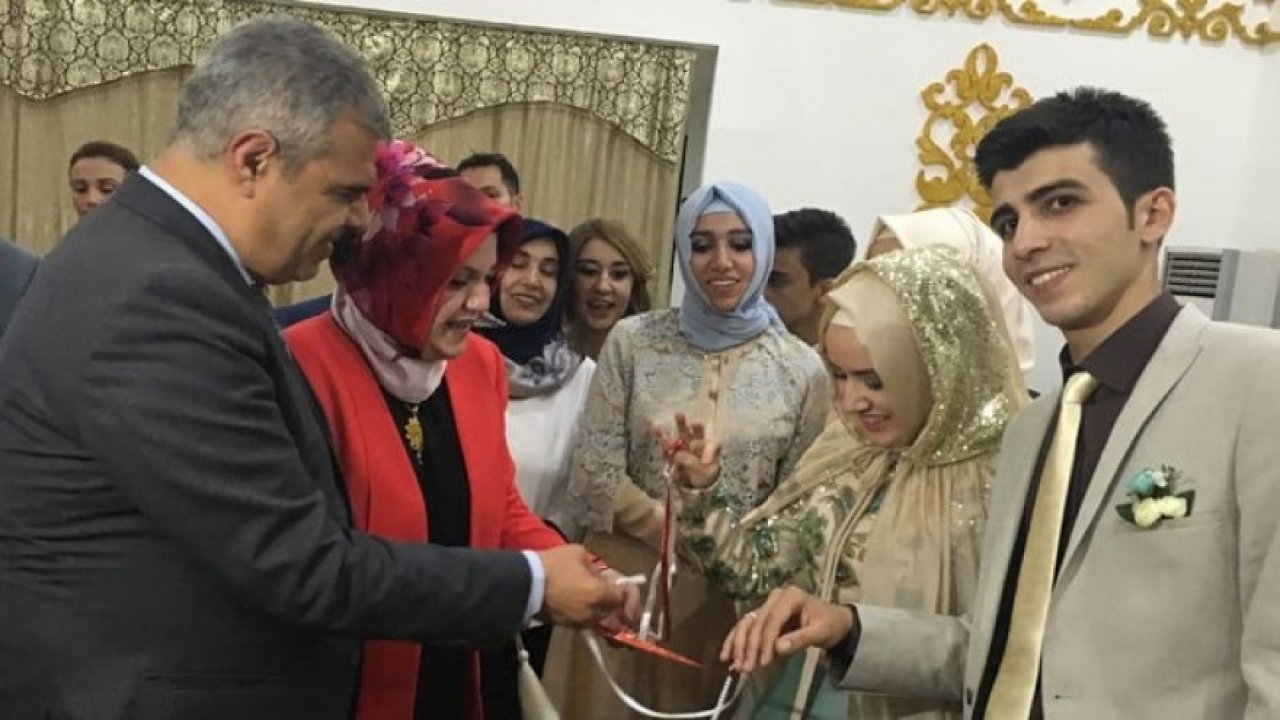 Siyasetin önde gelenleri bu düğünde buluştu