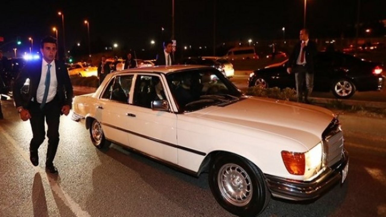 BAŞBAKAN YILDIRIM NOSTALJİ OTOMOBİLDE