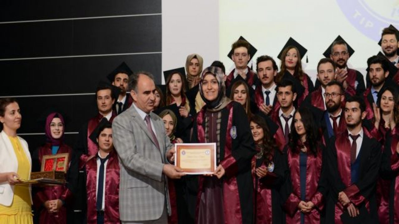 KSÜ TIP FAKÜLTESİ MEZUNLARI, DOKTORLUĞA İLK ADIMLARINI ATTI