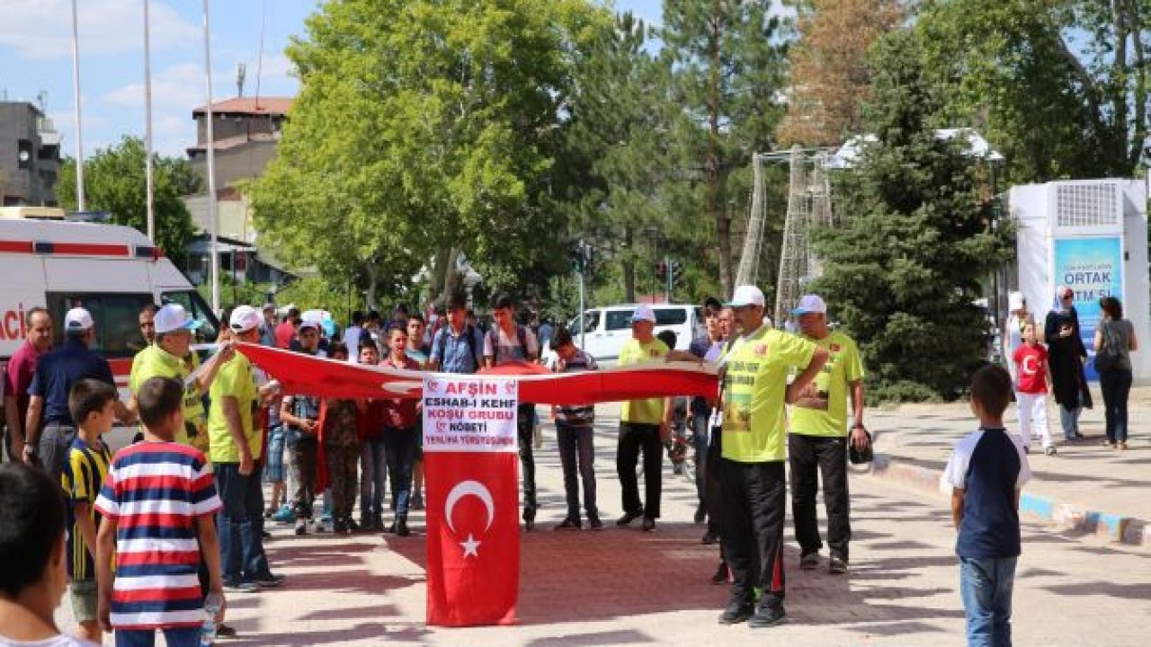 YEMLİHALAR, 15 TEMMUZ ŞEHİTLERİ İÇİN YÜRÜDÜ