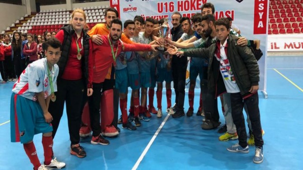 KAHRAMANMARAŞ HOKEY TAKIMI TÜRKİYE ŞAMPİYONU OLDU