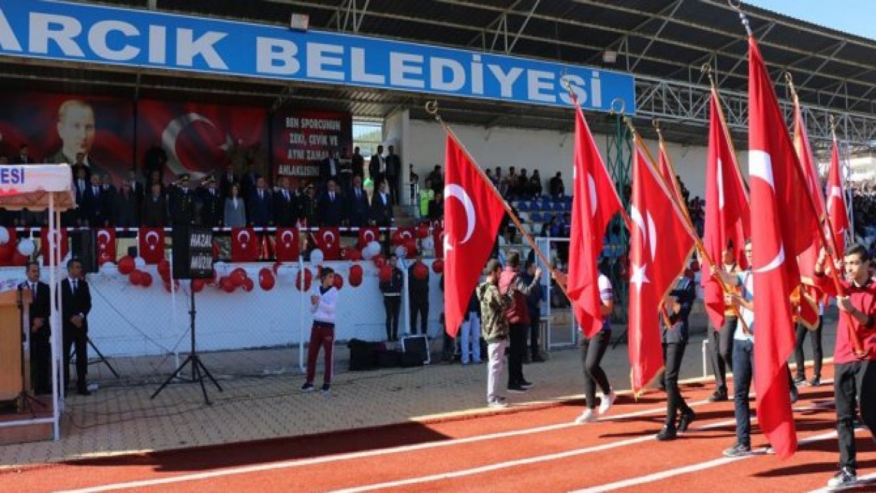 Pazarcık’ta Cumhuriyet Bayramı Coşkuyla Kutlandı