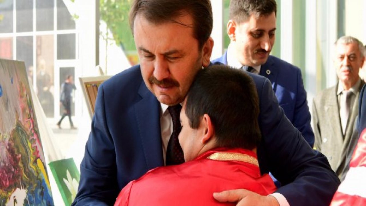 Engelsiz Sanat Sergisi Hayran Bıraktı