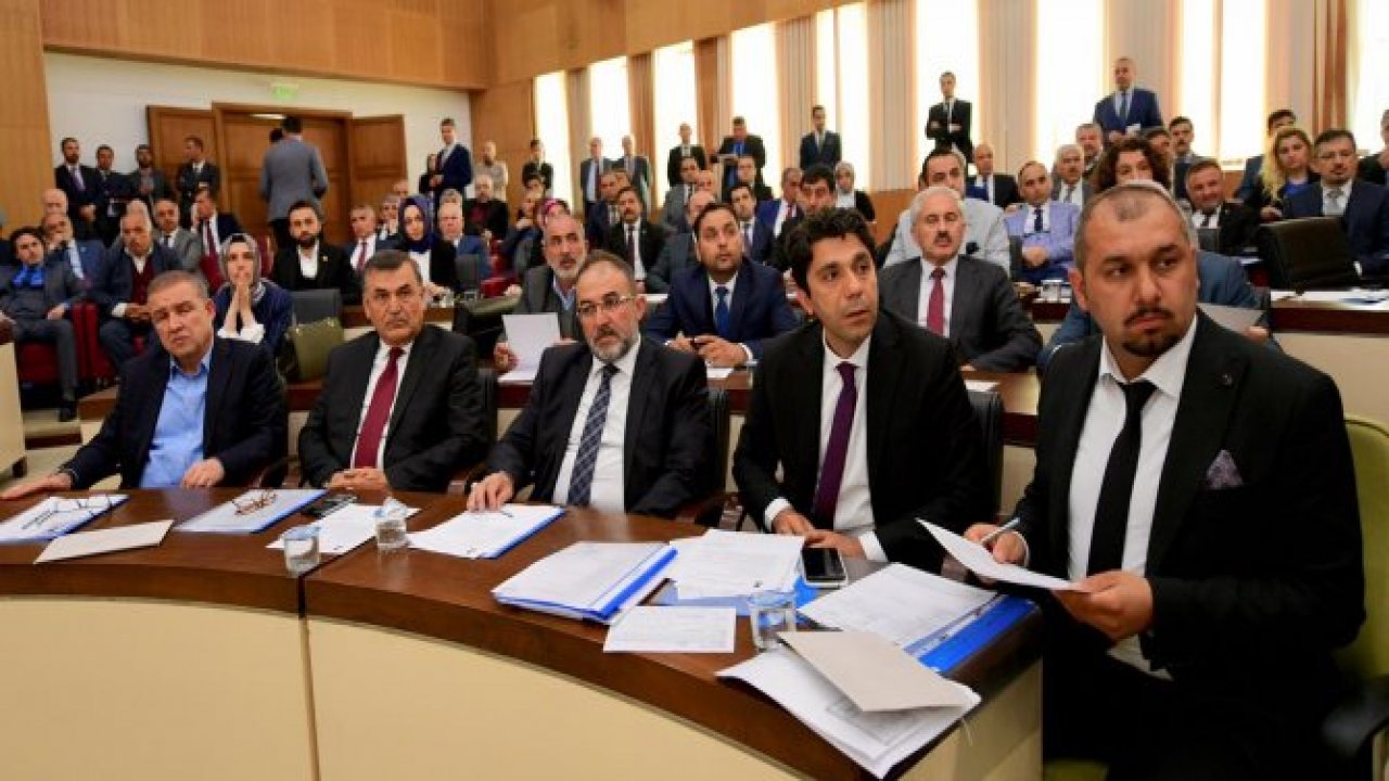 Büyükşehir İlk Meclis Toplantısını Gerçekleştirdi