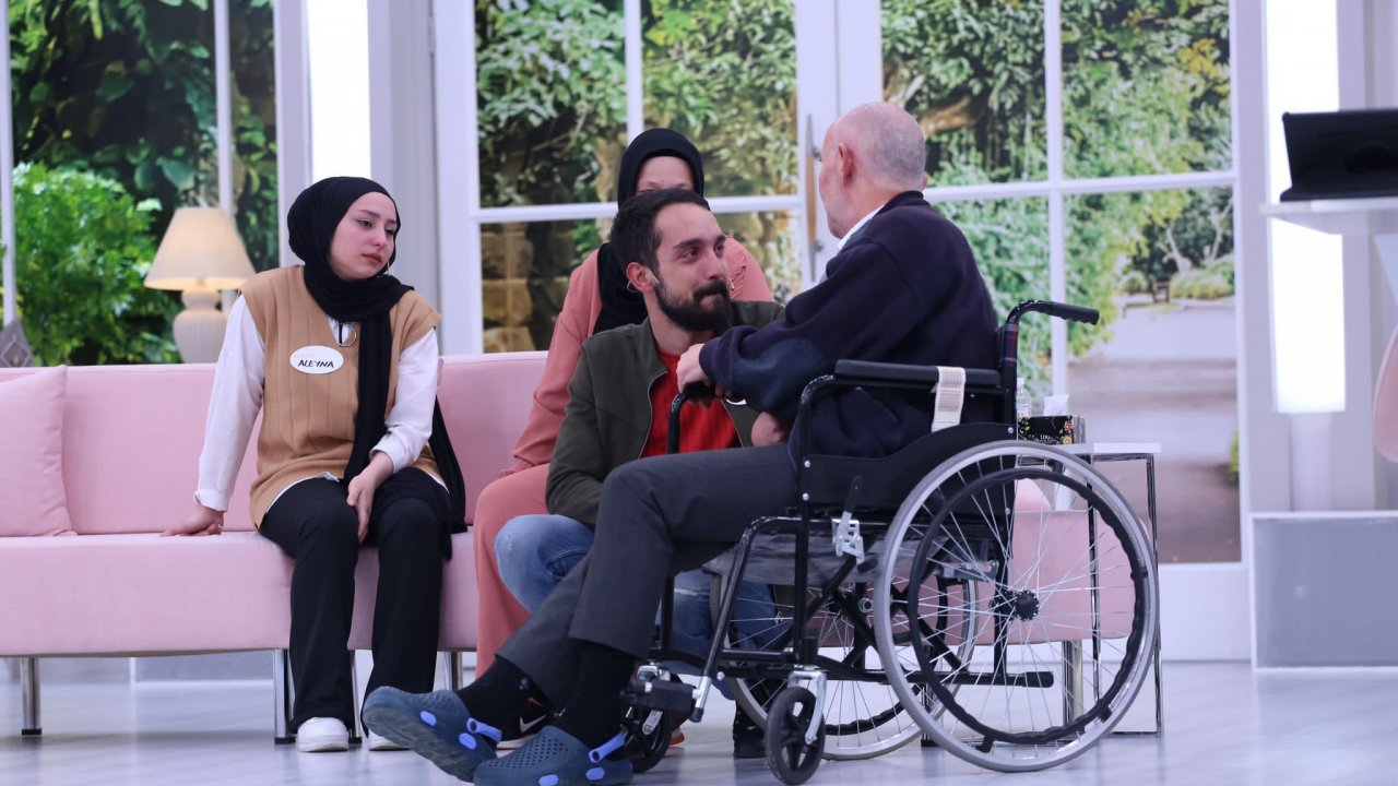 Genç adam ‘Öldü’ denilen babasına 26 yıl sonra kavuştu!