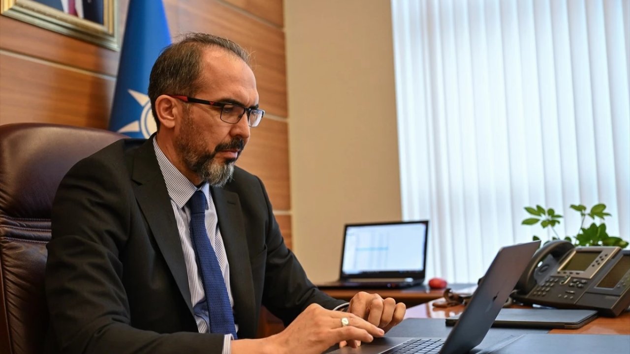 Ahmet Özdemir, Yılın Karelerini oyladı!