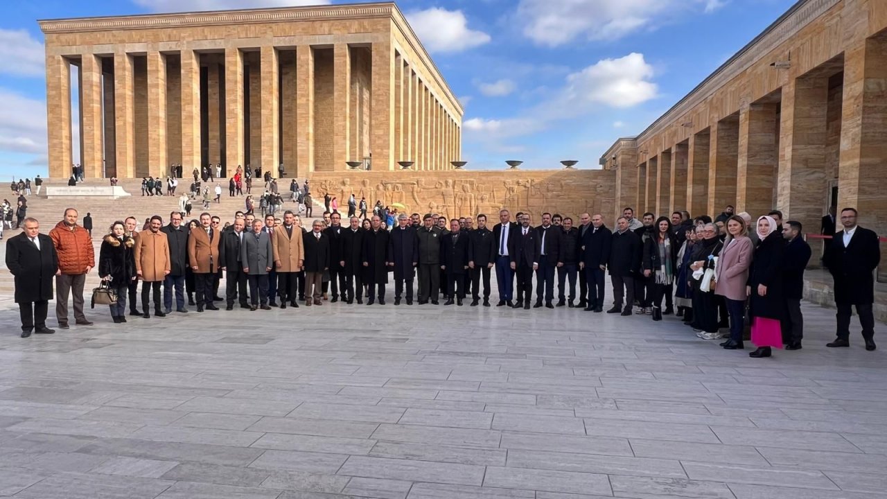 Osmaniye’nin Milli Mücadele Zaferinin 102. Yıldönümünde, Anıtkabir’e ziyaret