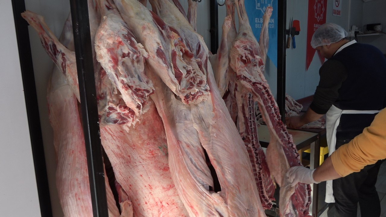 Kahramanmaraş’ta eti bu fiyata babası oğluna vermez! İlçe halkı ucuz et yemeye devam edecek!