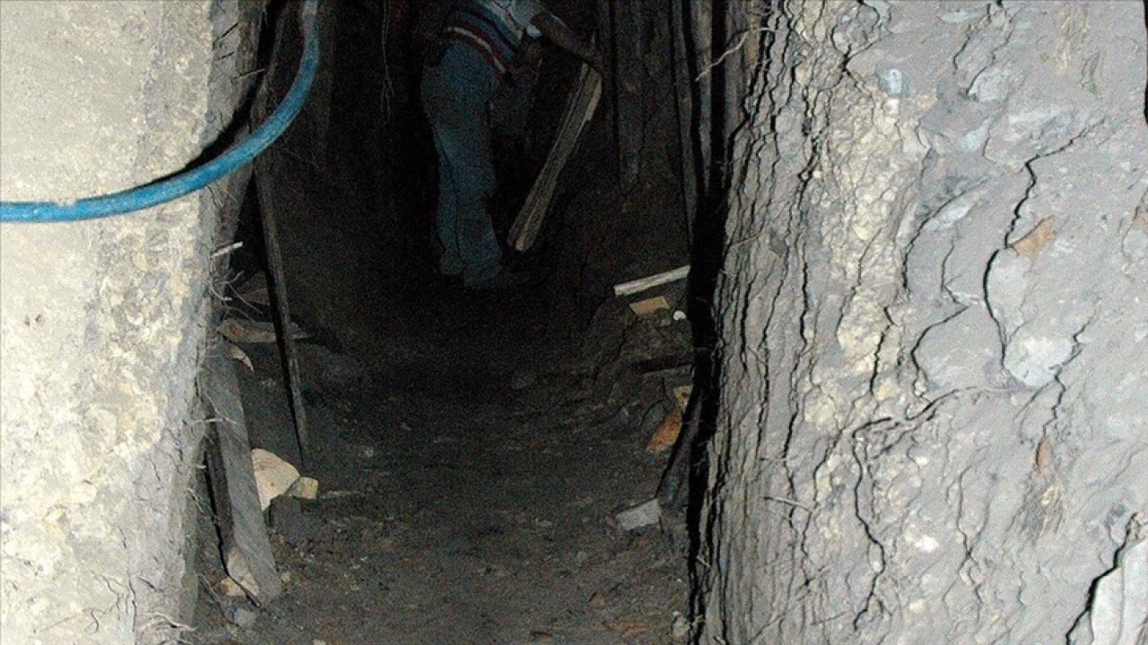 Kaçak altın madeni çöktü! 70 işçi öldü!