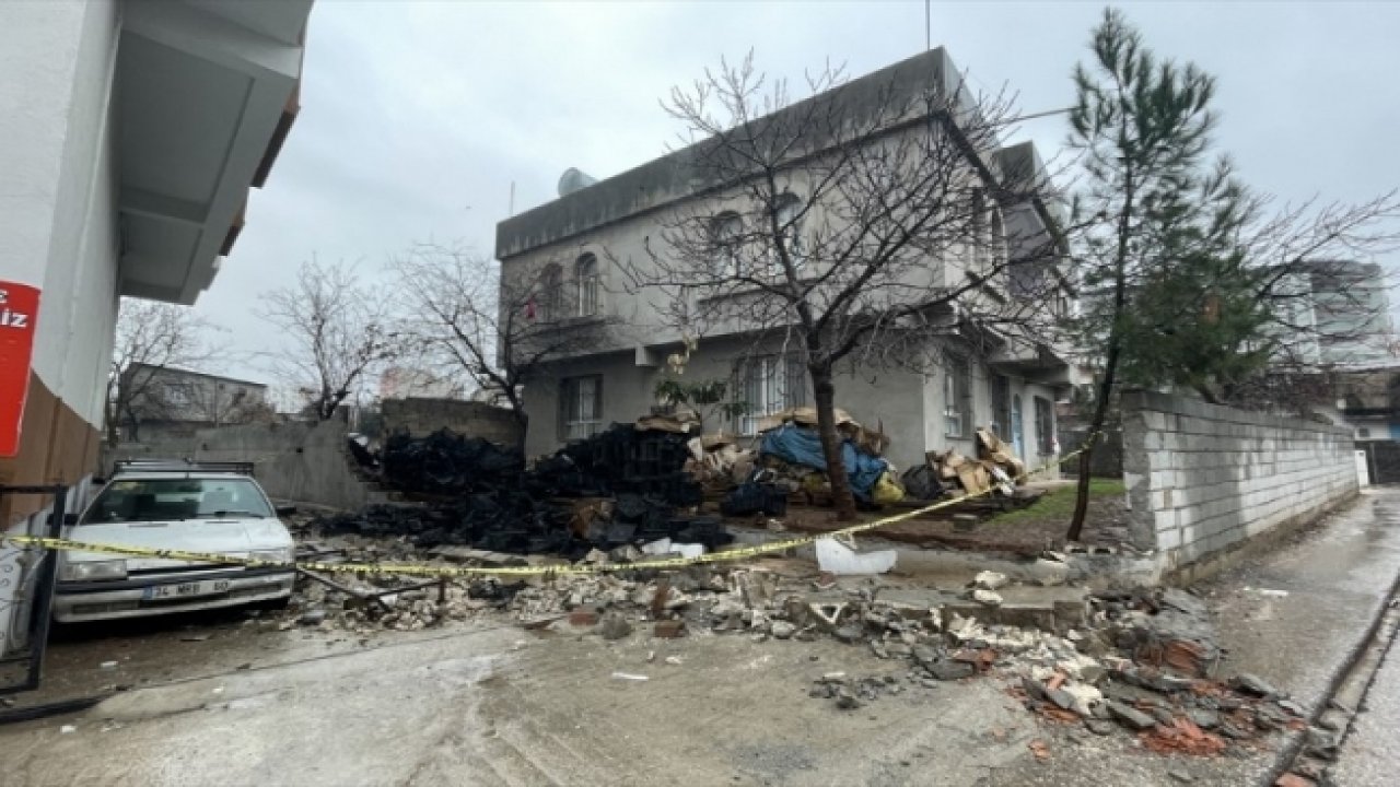 İki kardeş istinat duvarının altında kaldı!