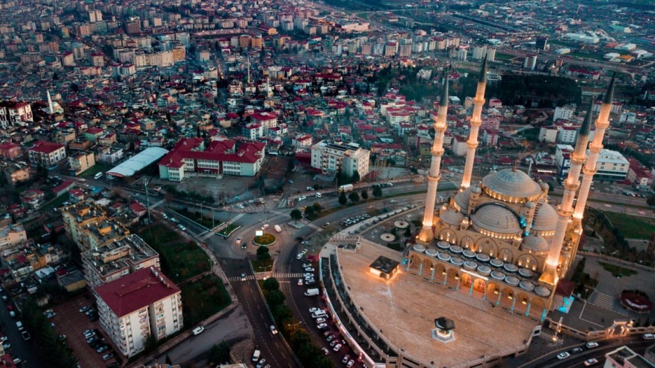 Kahramanmaraş için Yenilikçi Yeniden Yapılanma Planı taslağı hazırlandı!