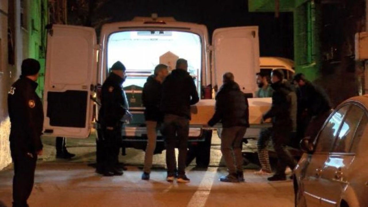 Bursa’da aile katliamı! Anne ve babasını tüfekle vurdu, kardeşini boğazını kesti!