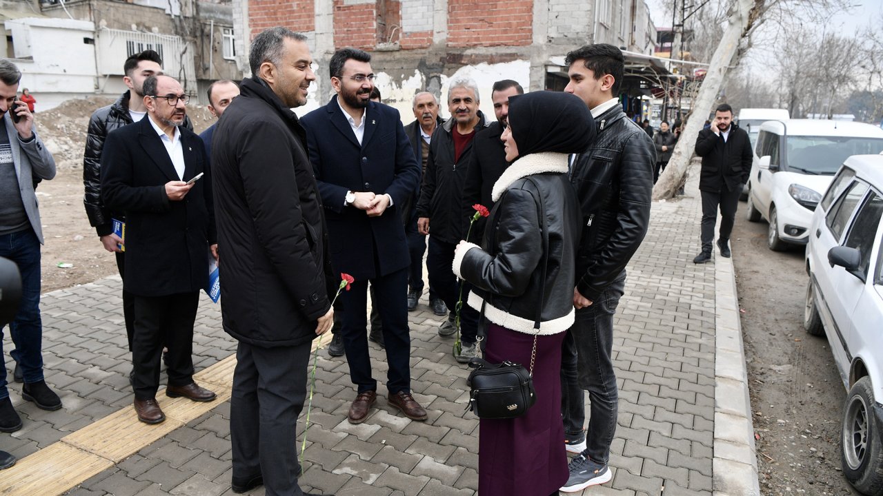 Hanifi Toptaş, “Daha Yaşanabilir Onikişubat İçin Sahadayız”