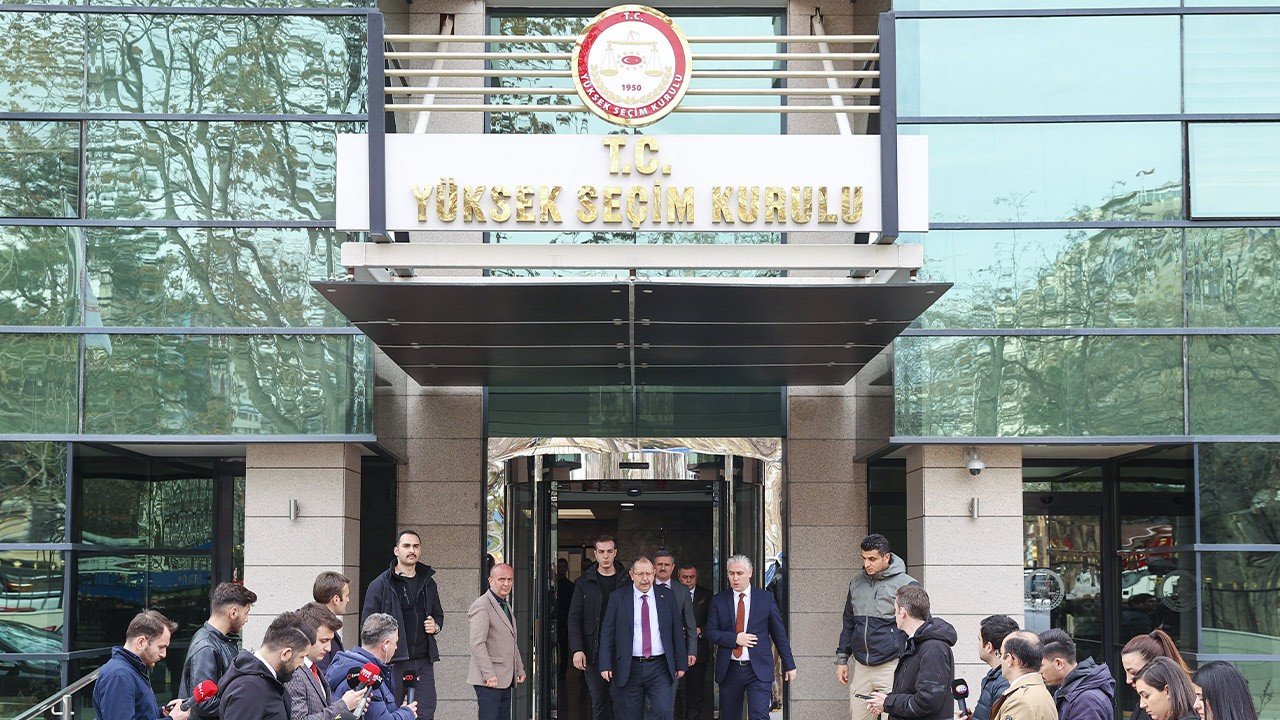 YSK seçim öncesi deprem bölgesine geliyor!