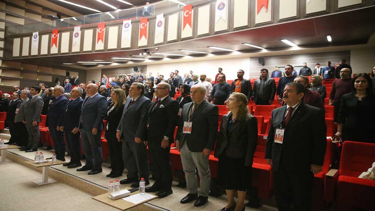 Kahramanmaraş’ta “Afet Sempozyumu” düzenlendi!