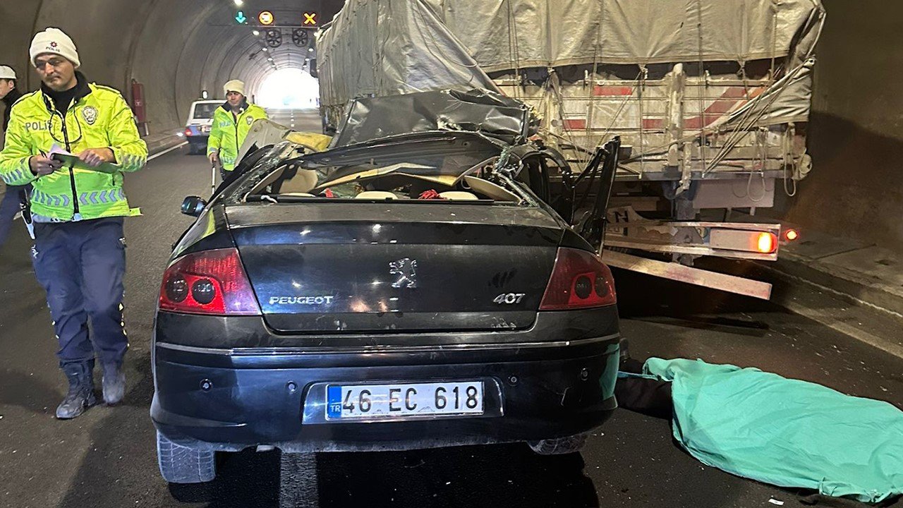 Kahramanmaraş'ta tünelde feci kaza! Bir kişi can verdi!