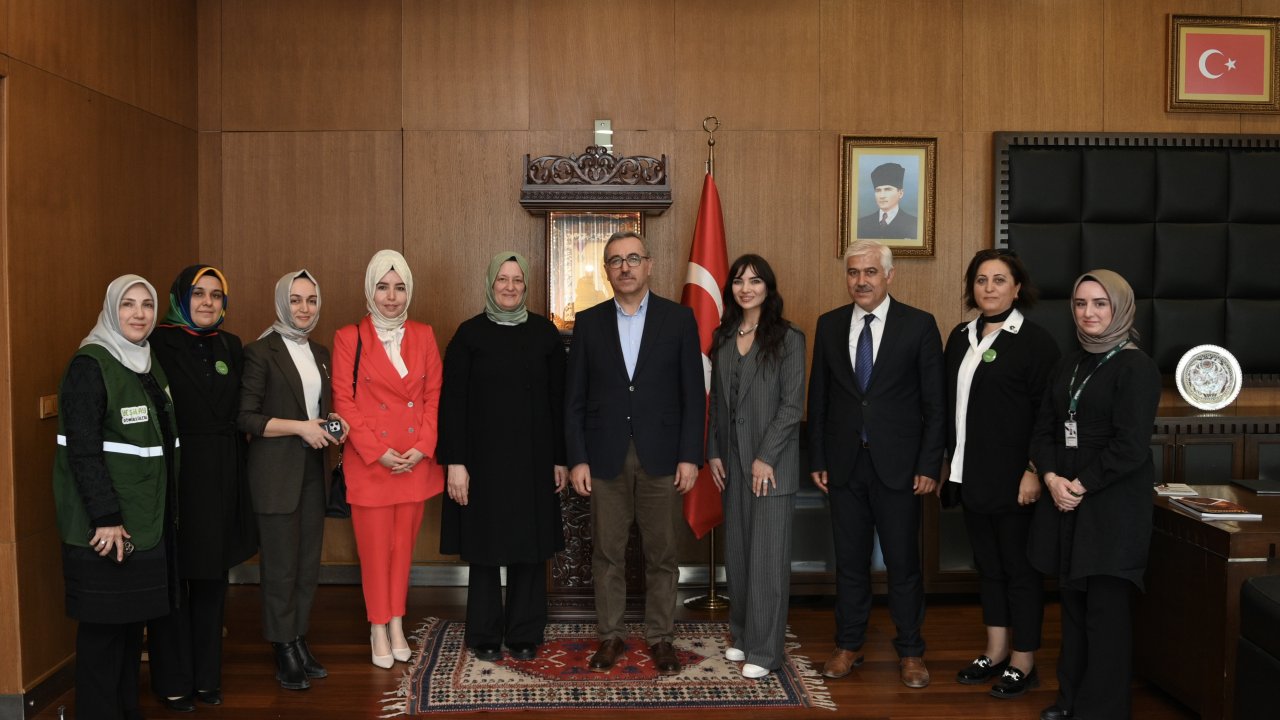 Yeşilay’dan Başkan Güngör’e Ziyaret