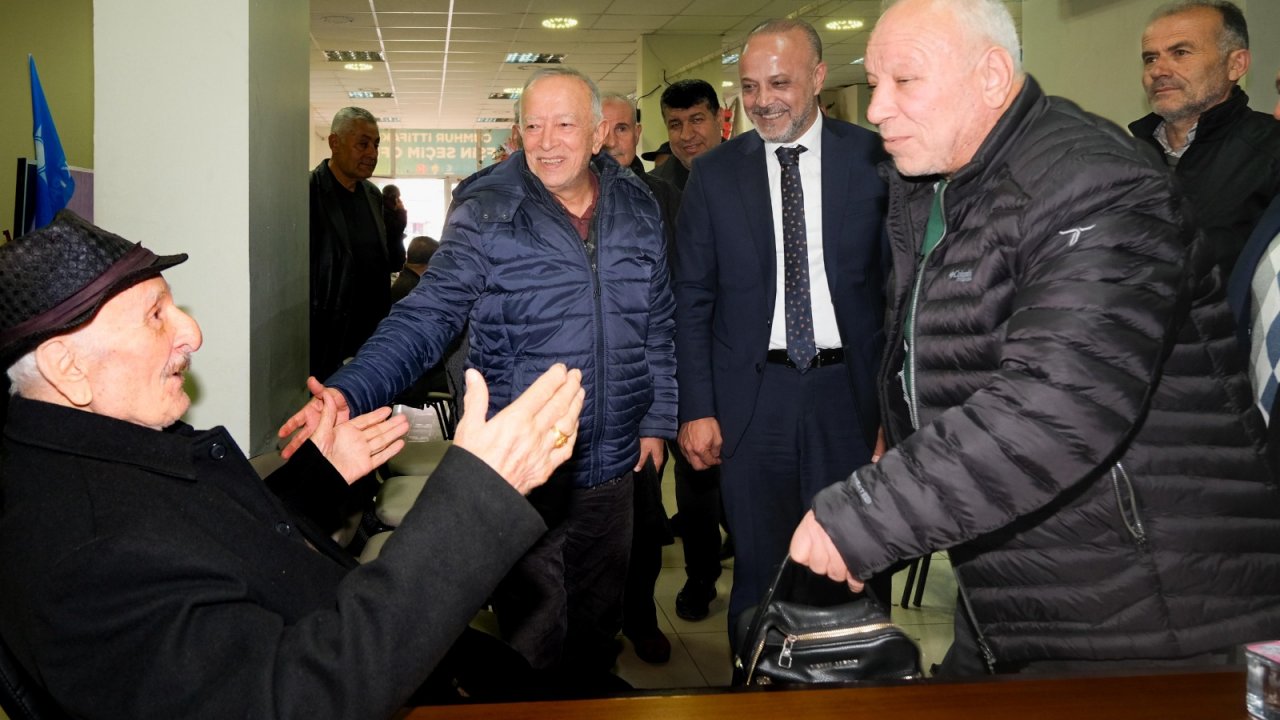 Ak Parti Başkan adayı Koray Kıraç , ünlülerle bir araya geldi!