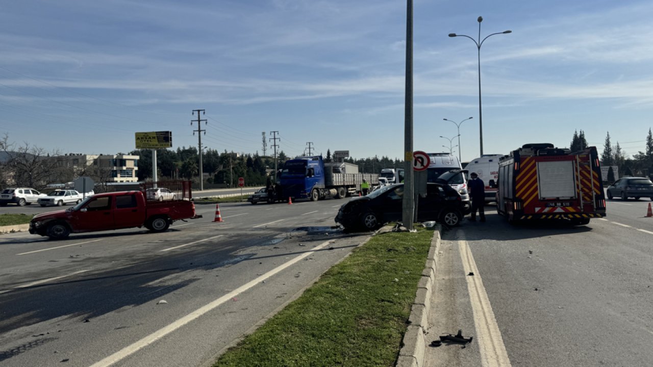 Kahramanmaraş’ta 2 araç çarpıştı! Kazada 5 kişi yaralandı