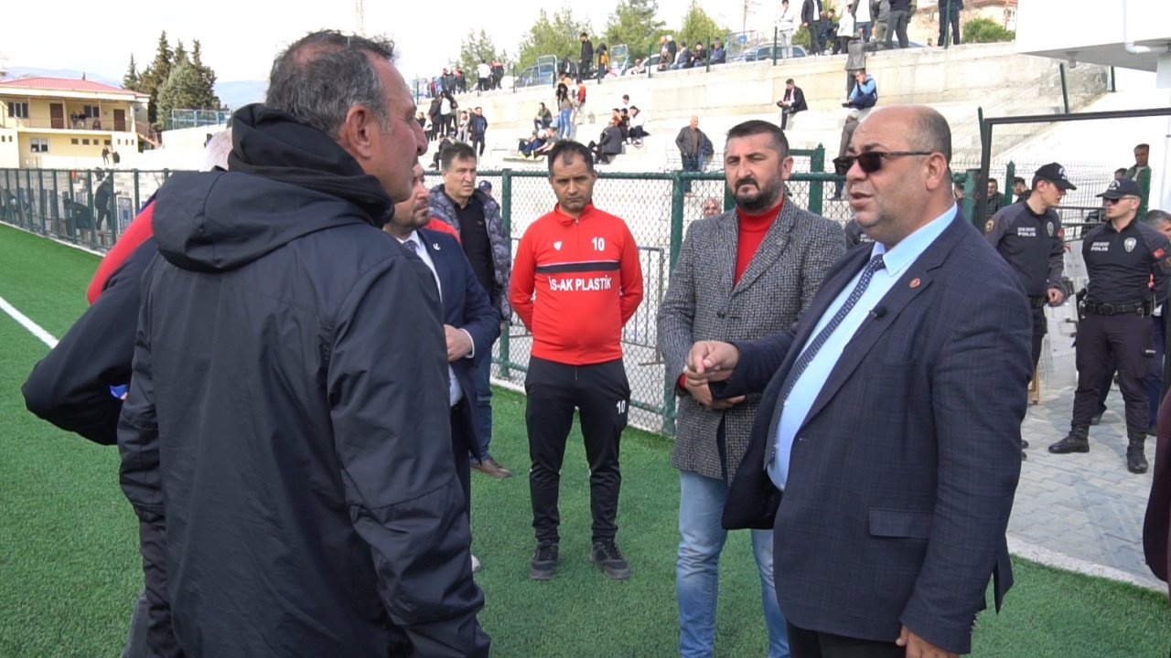 Mehmet Akpınar, “Amatör spor kulüplerimizin her zaman yanında olacağız”