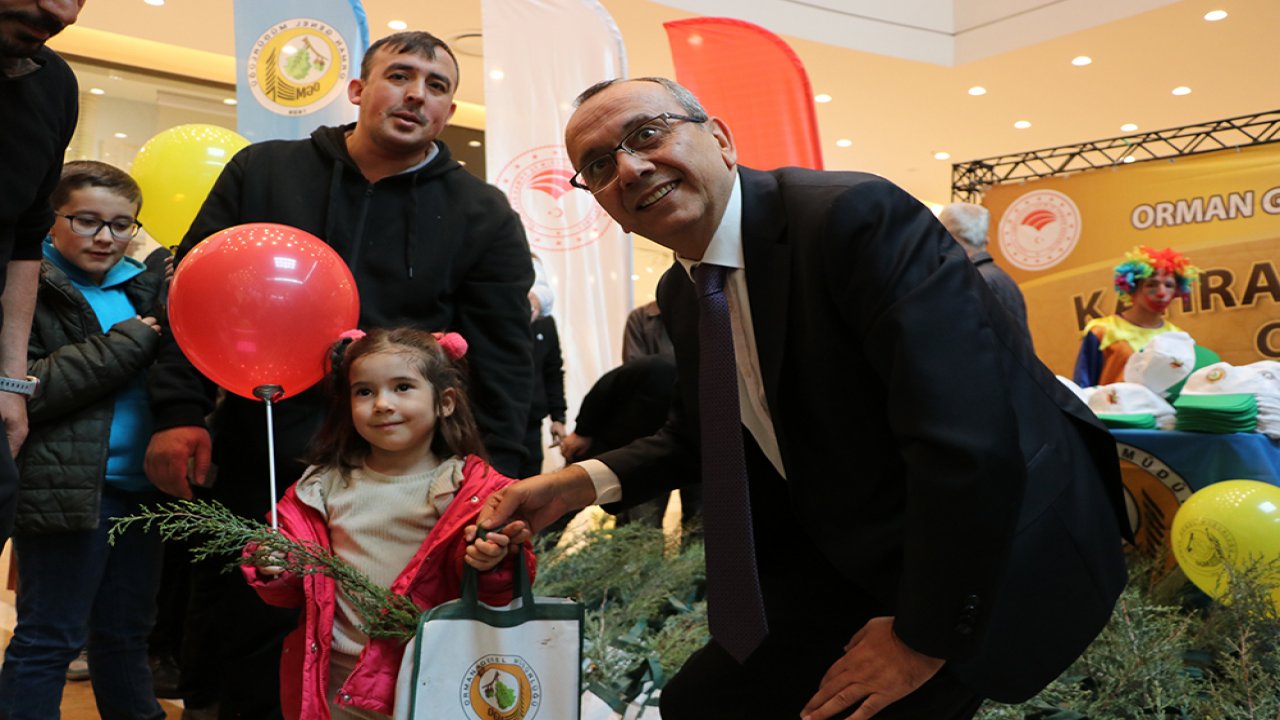 Kahramanmaraş’ta vatandaşlara fidan dağıtıldı!