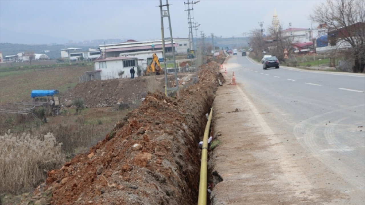Kahramanmaraş'ta doğal gaz ekipleri deprem konutları için gece gündüz çalışıyor!